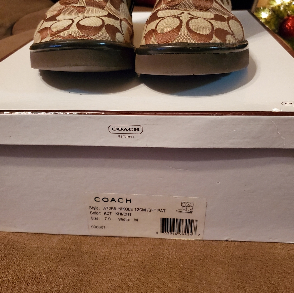 Brown/Tan Women's Nikole Coach Boots